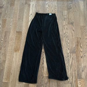 Used black Lelis jumper pants